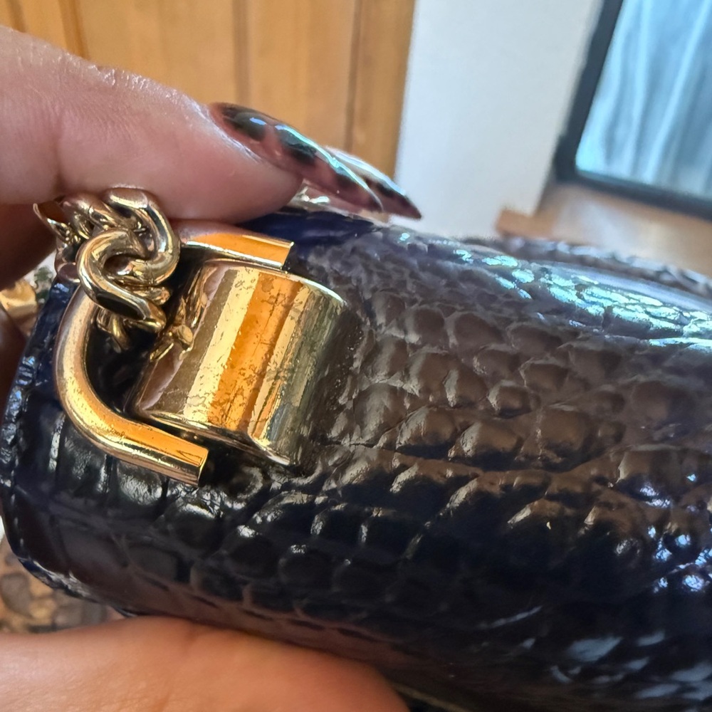 Brahmin Blue Croc-Embossed Leather Crossbody with Gold Hardware - Picture 7 of 9